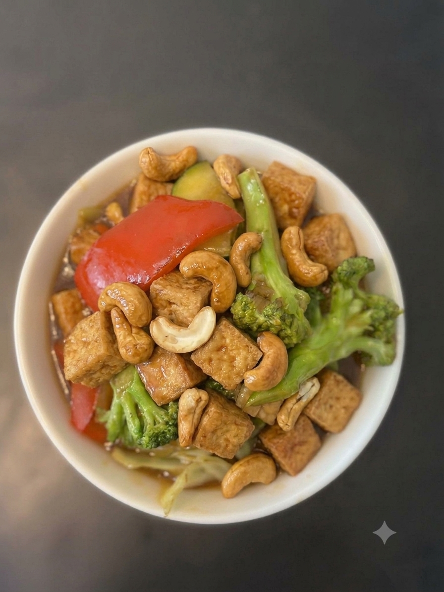 Wokad tofu med grönsaker & cashew
